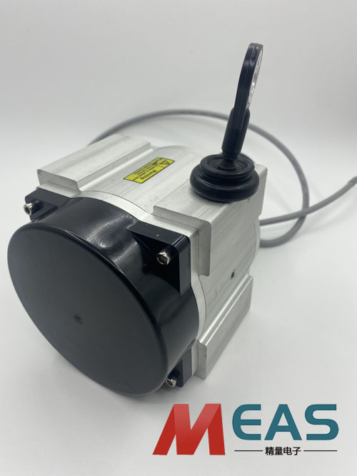 ���Kλ�Ƃ������ɔ_��̖���l�ĺ�����ݺ�ҕ