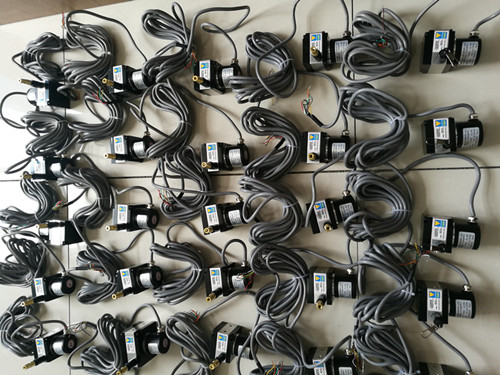 ��ˮλ�Ƃ�������ˮ��ʹ�õĽӾ��Р�r�����